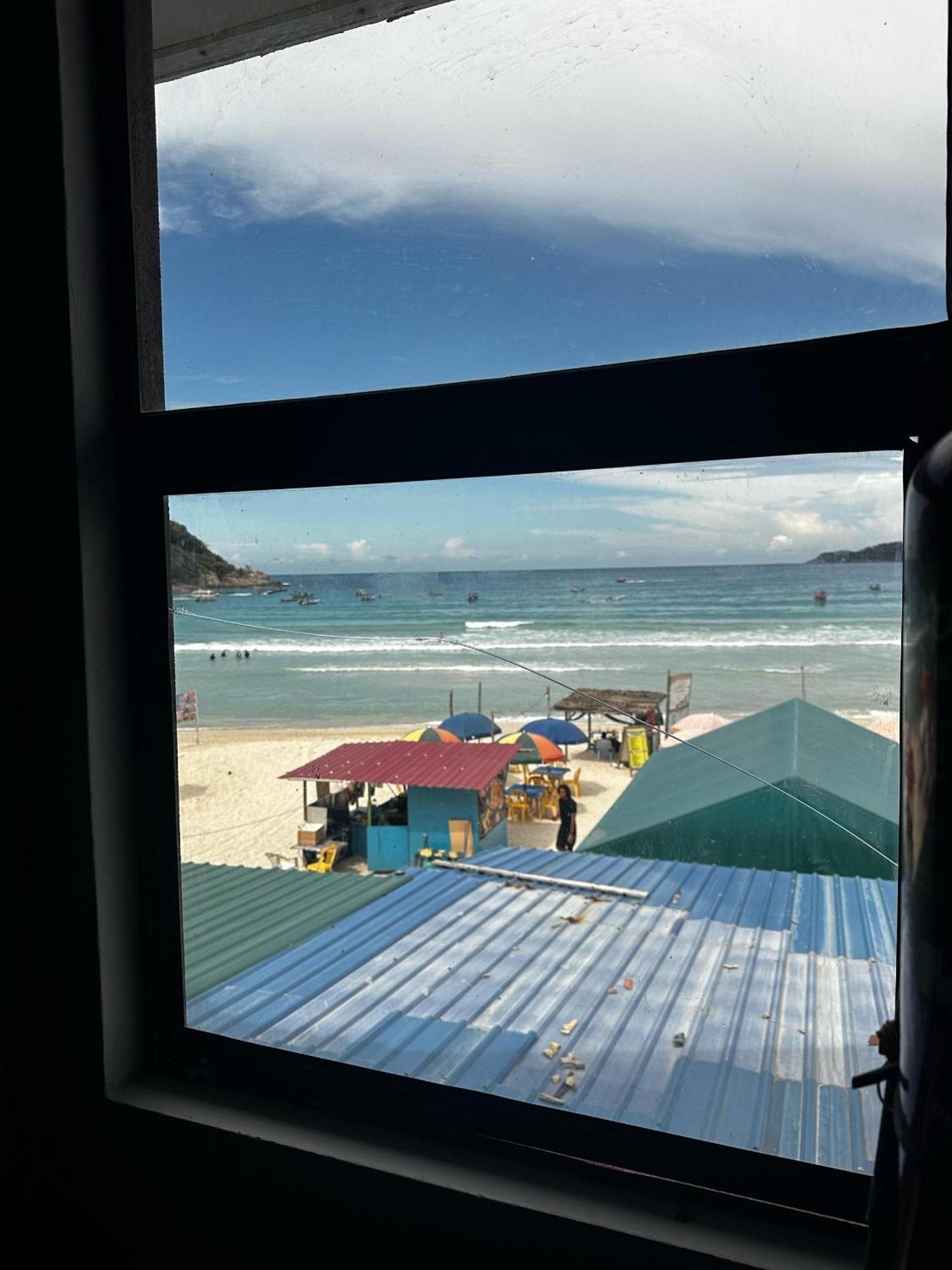 קמפונג קואלה בסוט The Room Perhentian - Long Beach מראה חיצוני תמונה